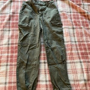 Almost famous joggers